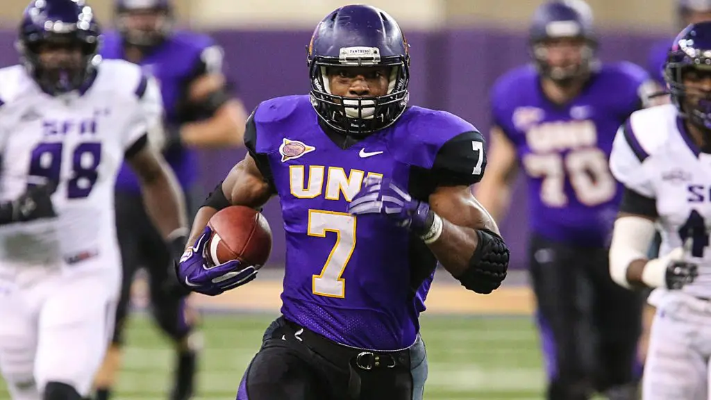 Current NFL star RB David Johnson breaks off a long run in his college days at UNI